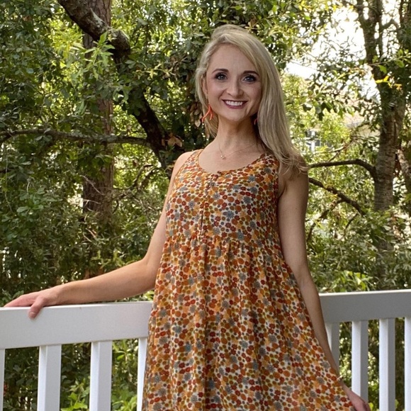 Earrings | Coral + Tan Acrylic Drop Earrings - Picture 3 of 8